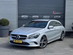Grau Gebraucht 2017 Mercedes CLA200 Shooting Brake Edition Kombi | 11.400 €