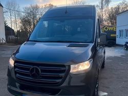 Grau Gebraucht 2018 Mercedes Sprinter Van | 38.000 €