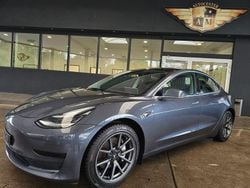 Grau metallic Gebraucht 2020 Tesla Model 3 Standard Range Plus Limousine | 21.900 € (Guter Preis)