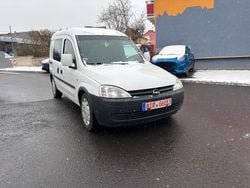 Weiß Gebraucht 2007 Opel Combo Limousine | 2.999 € (Fairer Preis)