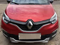 Rot Gebraucht 2018 Renault Captur Intens SUV | 8.999 € (Fairer Preis)
