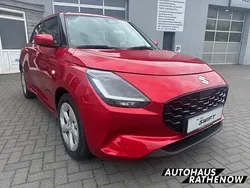 Rot Neu 2024 Suzuki Swift Comfort Limousine | 20.790 €