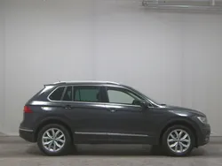 Grau Gebraucht 2020 VW Tiguan Highline SUV | 20.780 € (Guter Preis)