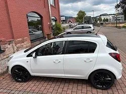 Weiß Gebraucht 2011 Opel Corsa Color Edition Limousine | 4.899 € (Fairer Preis)