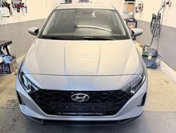 Silber Gebraucht 2022 Hyundai i20 Select Limousine | 13.990 € (Fairer Preis)