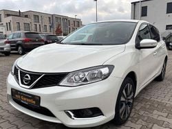 Weiß Gebraucht 2017 Nissan Pulsar N-Connecta Limousine | 7.950 € (Guter Preis)