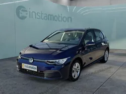 Blau Gebraucht 2022 VW Golf VIII Kleinwagen | 20.249 € (Guter Preis)