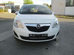 Weiß Gebraucht 2013 Opel Meriva Edition Van / Kleinbus | 2.790 € (Guter Preis)