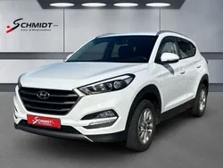Weiss Gebraucht 2016 Hyundai Tucson Intro Edition SUV | 12.990 € (Fairer Preis)