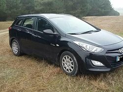 Schwarz Gebraucht 2013 Hyundai i30 Kombi | 9.000 € (Teuer)