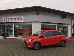 Rot Gebraucht 2020 Toyota Yaris Hybrid Team Kleinwagen | 15.300 € (Guter Preis)