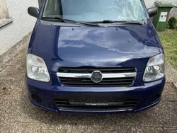 Blau Gebraucht 2004 Opel Agila Kleinwagen | 1.100 € (Fairer Preis)