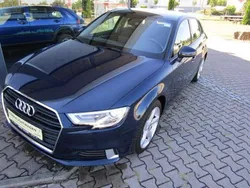 Cosmos blue, metallic (metallic) Gebraucht 2018 Audi A3 Sport Limousine | 14.950 € (Guter Preis)