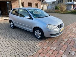 Silber Gebraucht 2006 VW Polo Trendline Kleinwagen | 2.499 € (Fairer Preis)
