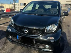 Schwarz Gebraucht 2019 Smart ForFour Passion Limousine | 9.800 € (Fairer Preis)