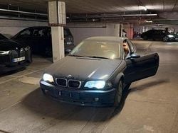 Blau Gebraucht 1999 BMW 323 Coupé | 3.900 € (Guter Preis)