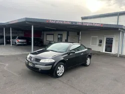 Schwarz Gebraucht 2005 Renault Mégane Cabriolet Cabrio | 2.499 € (Fairer Preis)