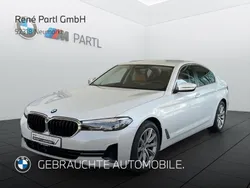 Weiß Gebraucht 2023 BMW 520 Limousine | 47.850 €