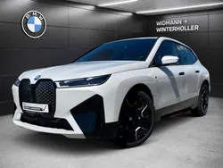 Weiß Gebraucht 2022 BMW iX Sport Line SUV | 68.680 € (Superpreis)