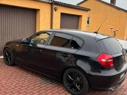 Schwarz Gebraucht 2005 BMW 120 Kleinwagen | 3.300 €