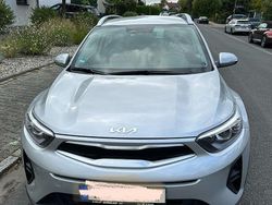 Silber Gebraucht 2023 Kia Stonic Vision SUV | 17.000 € (Fairer Preis)