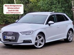 Weiß Gebraucht 2017 Audi e-tron Sportback Basis SUV | 14.999 € (Teuer)