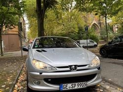 Silber Gebraucht 2005 Peugeot 206 CC Cabrio | 2.000 € (Fairer Preis)