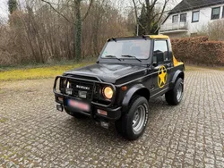 Suzuki Samurai