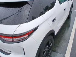 Weiß Gebraucht 2020 DS Automobiles DS3 Crossback Grand Chic SUV | 16.500 € (Superpreis)