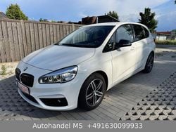 Weiß Gebraucht 2016 BMW 218 Active Tourer Sport Line Van / Kleinbus | 13.900 € (Guter Preis)