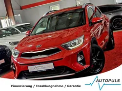 (beg) signalrot met. Gebraucht 2018 Kia Stonic Platinum Edition SUV | 14.999 € (Fairer Preis)
