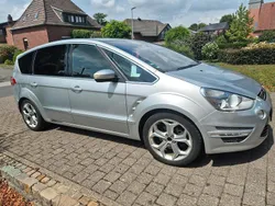 Silber Gebraucht 2012 Ford S-MAX Titanium Van / Kleinbus | 5.000 € (Fairer Preis)