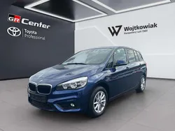 Mediterranblau metallic Gebraucht 2017 BMW 218 Advantage Van / Kleinbus | 14.890 € (Fairer Preis)