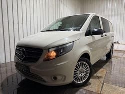 Grau Gebraucht 2023 Mercedes Vito Van | 40.999 € (Guter Preis)