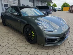 Aventuringrün Gebraucht 2023 Porsche Panamera 4S Limousine | 92.899 € (Superpreis)