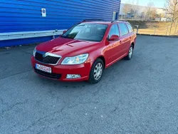 Rot Gebraucht 2009 Skoda Octavia Ambiente Kombi | 2.990 € (Superpreis)