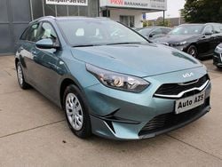 Blau Gebraucht 2025 Kia Ceed Sportswagon Kombi | 20.670 € (Superpreis)