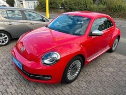 Rot Gebraucht 2014 VW Beetle Limousine | 8.490 € (Guter Preis)