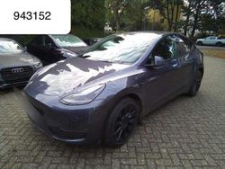 Grau Gebraucht 2022 Tesla Model Y SUV | 31.950 € (Fairer Preis)