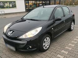 Schwarz Gebraucht 2011 Peugeot 206+ Kleinwagen | 3.300 € (Etwas zu teuer)