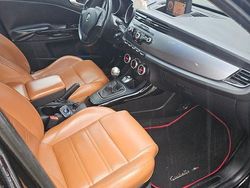 Schwarz Gebraucht 2011 Alfa Romeo Giulietta Limousine | 5.800 € (Fairer Preis)