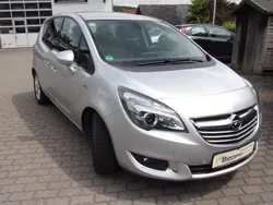 Grau Gebraucht 2015 Opel Meriva Innovation Van / Kleinbus | 7.800 €