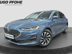 Blau Gebraucht 2022 Ford Focus Titanium Limousine | 18.900 € (Guter Preis)