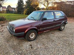 Rot Gebraucht 1991 VW Golf II Kleinwagen | 2.000 €