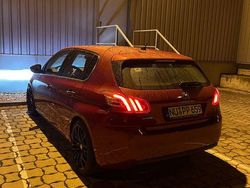 Rot Gebraucht 2013 Peugeot 308 Active Limousine | 6.300 € (Fairer Preis)