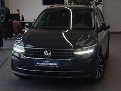 Uranograu/cinza urano Gebraucht 2021 VW Tiguan Active SUV | 21.750 € (Fairer Preis)