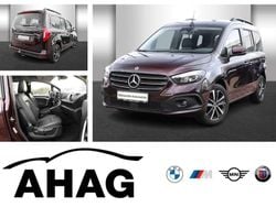 Rubellitrot metallic Gebraucht 2022 Mercedes T1 Progressive Van | 23.990 €