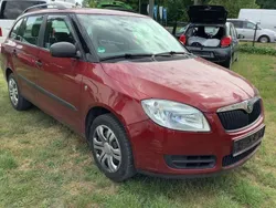 Rot Gebraucht 2009 Skoda Fabia Classic Kombi | 1.699 € (Guter Preis)