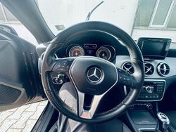 Violet Gebraucht 2014 Mercedes CLA180 Edition 1 Limousine | 16.000 € (Etwas zu teuer)