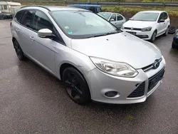 Silber Gebraucht 2013 Ford Focus Titanium Limousine | 4.999 € (Guter Preis)